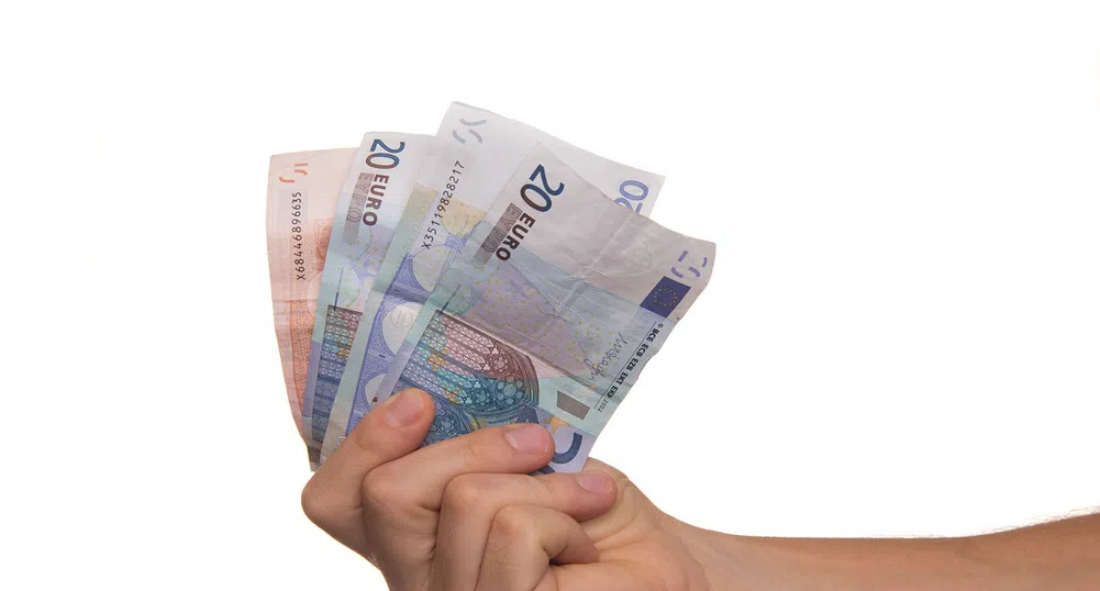 Ето какви са средните лихви по кредитите в страната