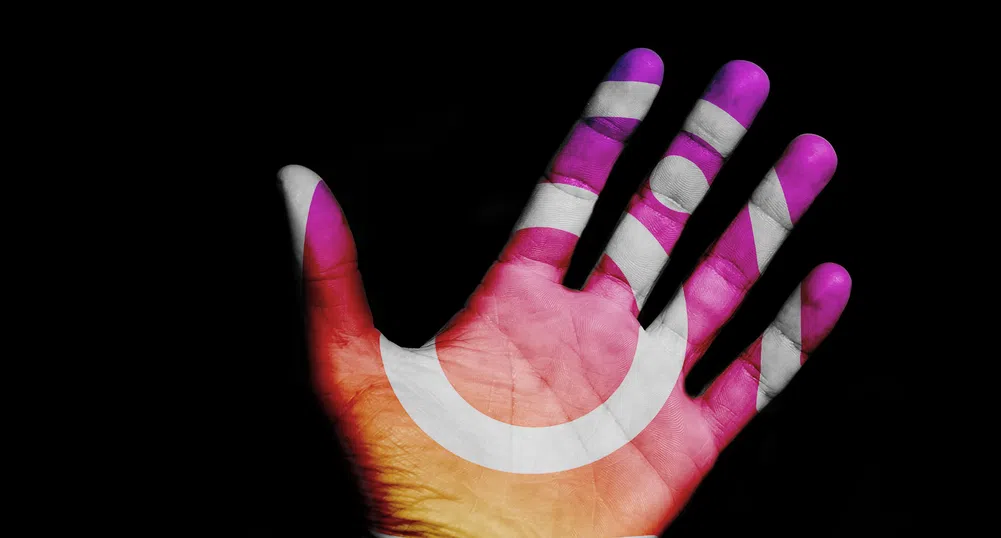 Facebook разработва Instagram за деца