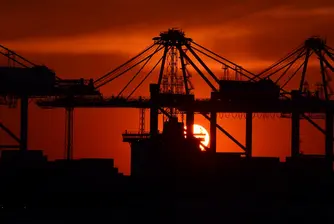 Промишленото производство се свива с 1.2%