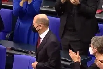 Олаф Шолц е избран за канцлер на Германия
