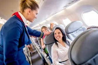 Вълшебната дума, заради която всяка стюардеса ще ви хареса