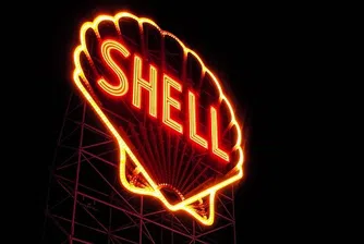 Shell се готви за бунт на акционерите заради климатичните цели