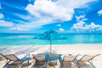 Кайманите търсят работещи дистанционно, за да им предложат райски офис