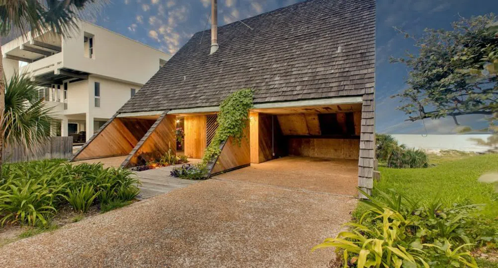 Вашата нова мечта за вила – триъгълна и на плажа