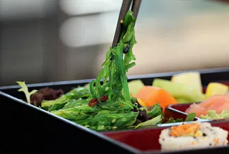 Финансов експерт харчи по 1000 долара за храна на ден