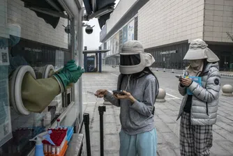 Китай отхлабва Covid ограниченията въпреки рекордния брой заболели