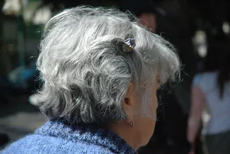 Над 2.1 милиона пенсионери с добавка към пенсиите си за месец декември