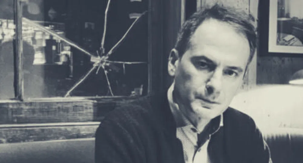 Грозев се чувства заплашен да се върне в България