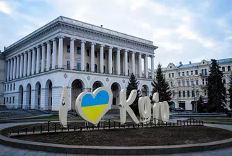 Стотици хиляди протестираха срещу войната в редица европейски градове