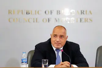 Борисов показа порасналия си внук Бойко (снимка)