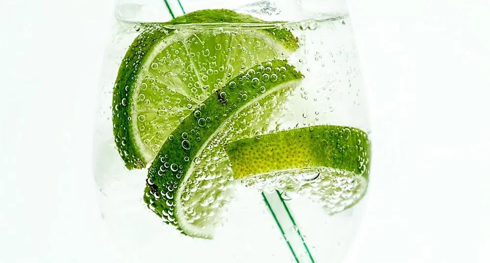 Кралското семейство пусна джин с билки от градините на Бъкингамския дворец