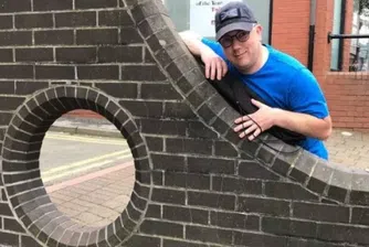 Да чакаш на опашка, за да се снимаш с дупка