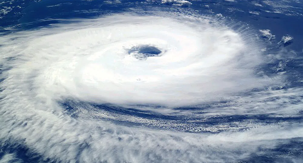 Северна Корея се готви за супер силен тайфун