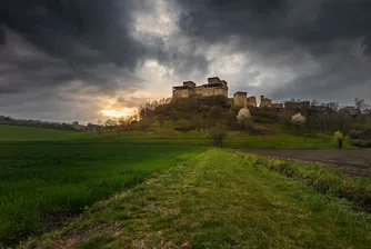 Да си купиш замък и село за 2 млн. евро? В Италия може