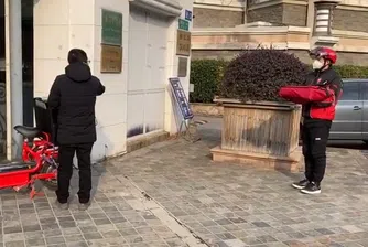 KFC и Pizza Hut въведоха безконтактни доставки заради епидемията