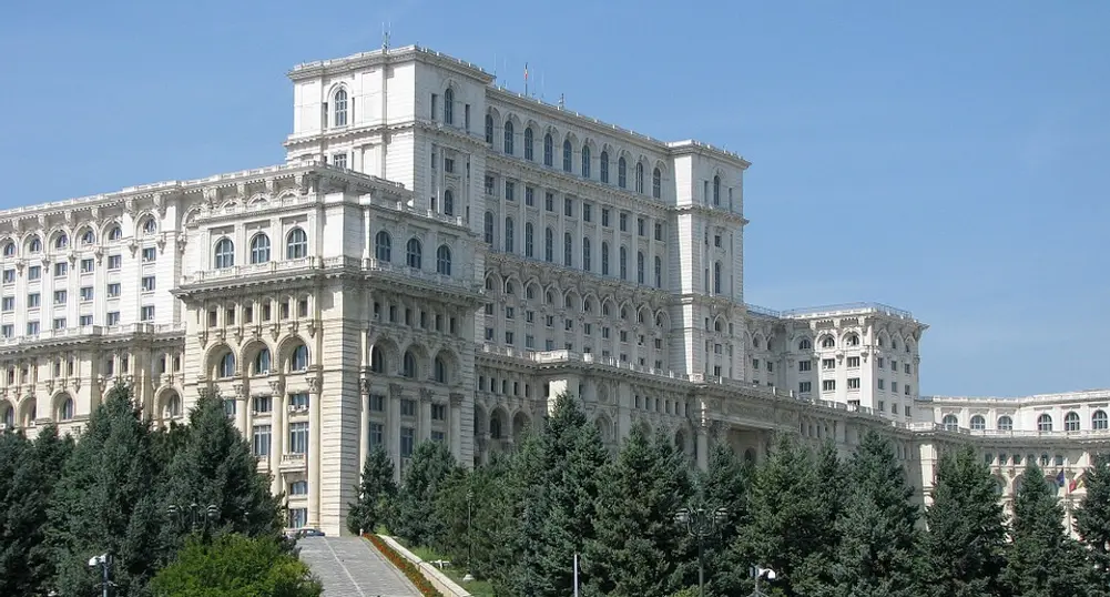 Румънският парламент избра Виорика Дънчила