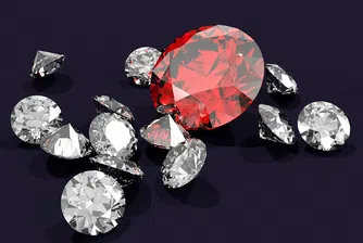 Осъдиха жена, обрала магазин за диаманти. Сменила ги с градински камъчета