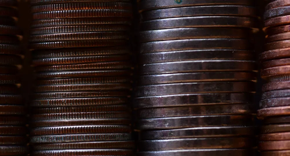 Седмицата започна с 15% спад в цената на никела