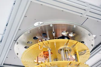 Oxford Quantum Circuits и Equinix дават квантови възможности на бизнеса