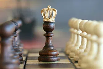 Огромни залози, измами, пиянски свади: как шахът стана рокендрол