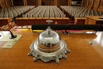 ГЕРБ-СДС и ПП-ДБ са се разбрали председател на НС да е Росен Желязков