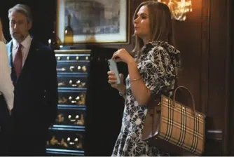 Пародия на лукса: "Наследници" вдигна с 310% търсенето на чанта Burberry