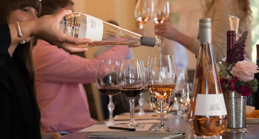 Как Жан-Шарл Боасе създаде винена империя, обвързана със секса?