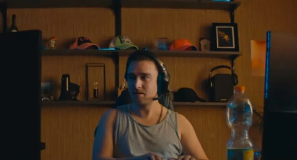 Германия пусна забавни видеа, с които почита своите безделници