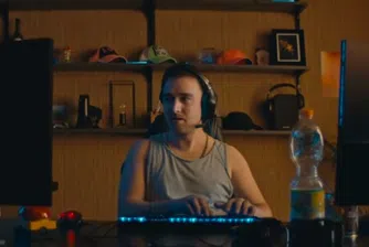 Германия пусна забавни видеа, с които почита своите безделници