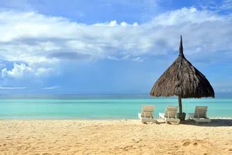 Филипините отварят през февруари за ваксинирани чуждестранни туристи