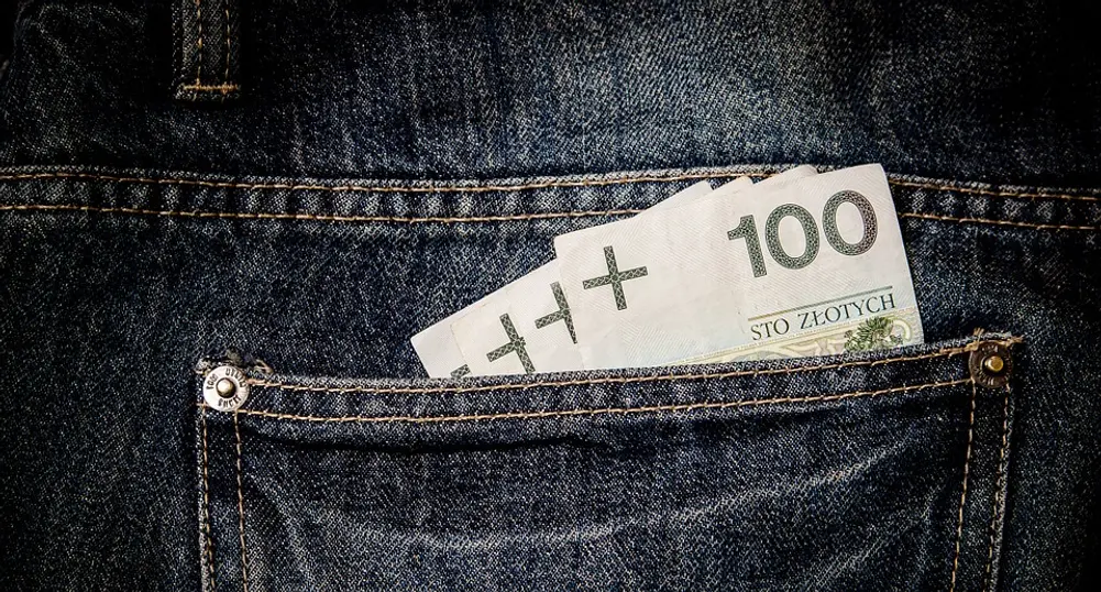 16-годишна продаде девствеността си за 200 евро