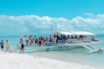 Пияни, груби, невъзпитани. Туристите по цял свят са полудели