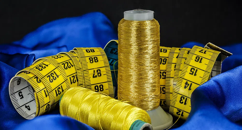 Последен моден писък: рокли-мехурчета завладяха интернет (видео)