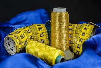 Последен моден писък: рокли-мехурчета завладяха интернет (видео)