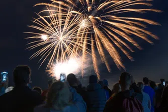 Повече от половината българи не искат фойерверки за Нова година