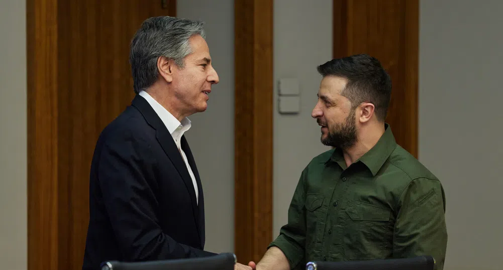 Държавният секретар на САЩ Антъни Блинкен пристигна изненадващо в Киев