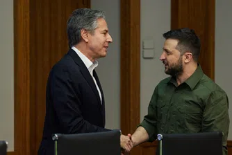 Държавният секретар на САЩ Антъни Блинкен пристигна изненадващо в Киев