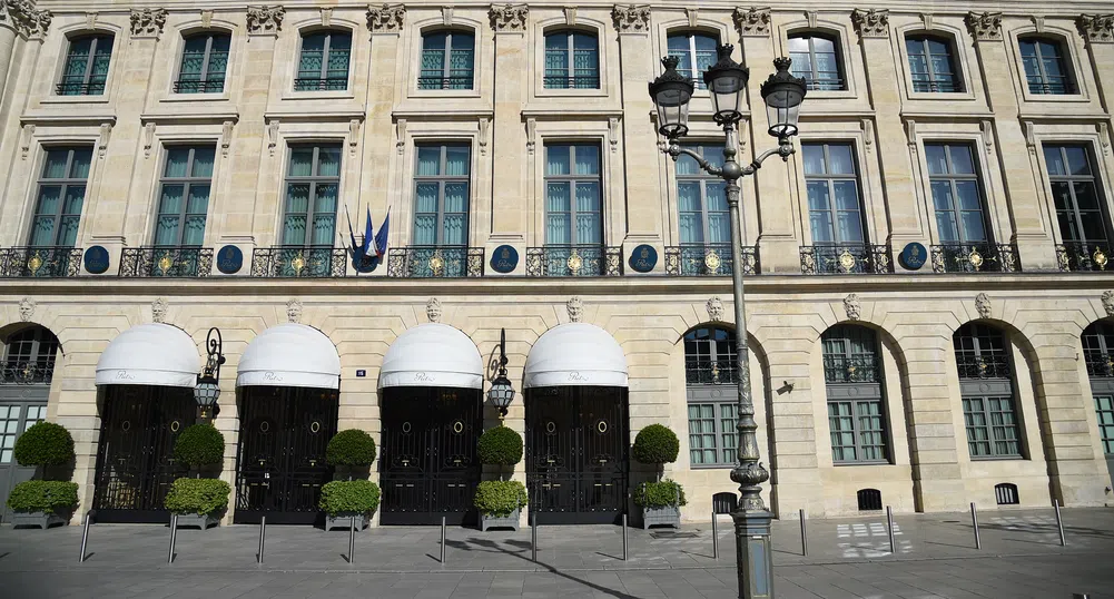 В търсене на изгубен пръстен - къде може да се крият €750 хил. в хотел?