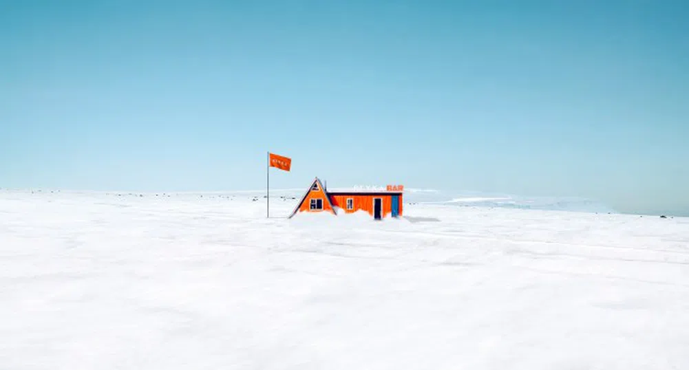 Това е първият бар върху глетчер в света