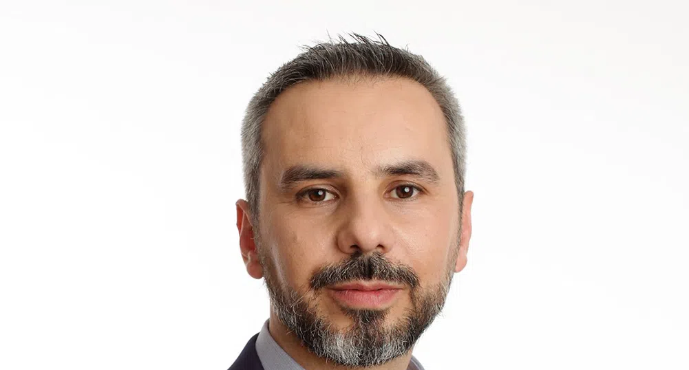 Александрос Цицос поема ПР отдела на guts&brainsDDB