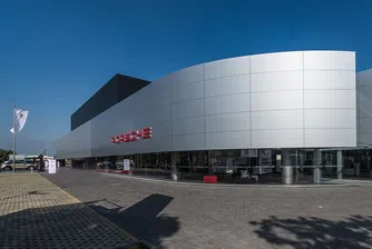 Дистрибуторът на Porsche за Китай вече е милиардер