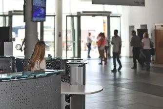 Бездомник открадна 350 000 евро от летище в Париж