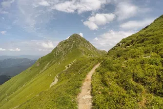 Ком-Емине: От единия до другия край на България по билото на Стара планина