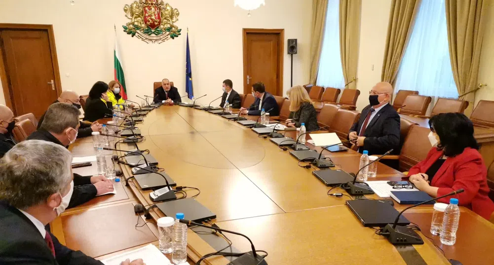 Обстановката в страната се нормализира след валежите