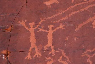 Как праисторическите хора са създавали огнено кино?