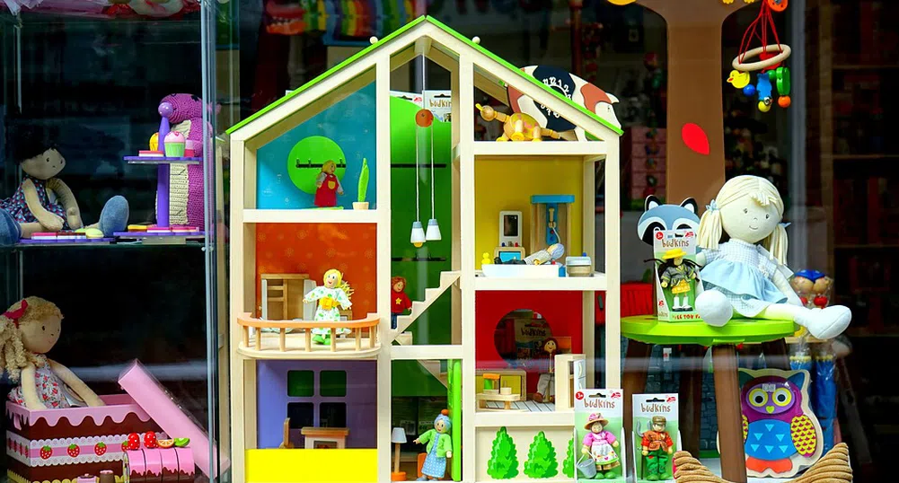 Калифорния въвежда „полово неутрални“ детски секции в големите магазини