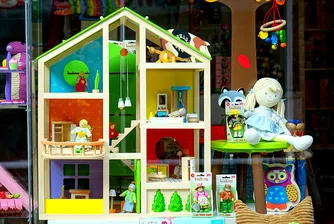 Калифорния въвежда „полово неутрални“ детски секции в големите магазини