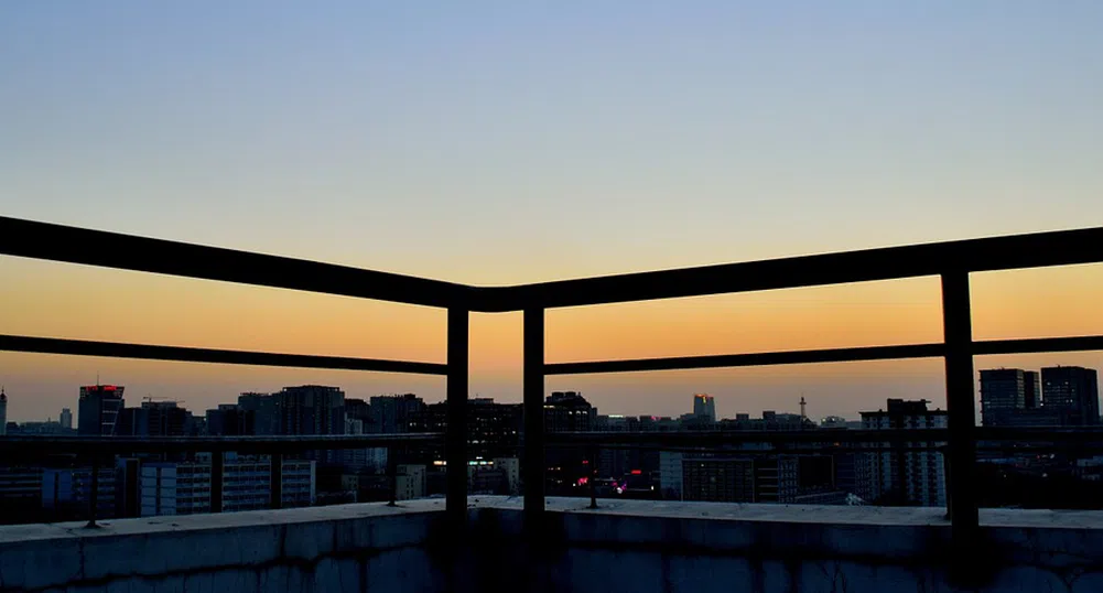 Цените на новите жилища в Китай поевтиняват с най-много от 2015 г.