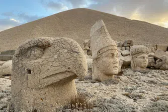 Немрут е най-изумителното място за посрещане на изгрева