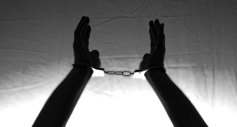 Единият от арестуваните за финансови измами е брокер от "Уолстрийт"